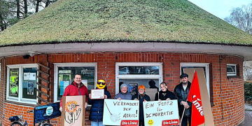 Mahnwache in Ratzeburg: DIE LINKE kämpft für den Erhalt der Rotunde