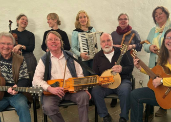 Weihnachtskonzert mit Lorenz Stellmacher, Möllner Folkband und lebendigen Adventskalender