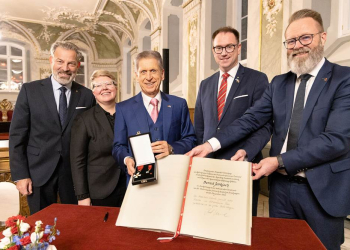 Finnland zeichnet ‚Glücksfall‘ Konsul Bernd Jorkisch mit Orden aus
