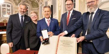 Finnland zeichnet ‚Glücksfall‘ Konsul Bernd Jorkisch mit Orden aus