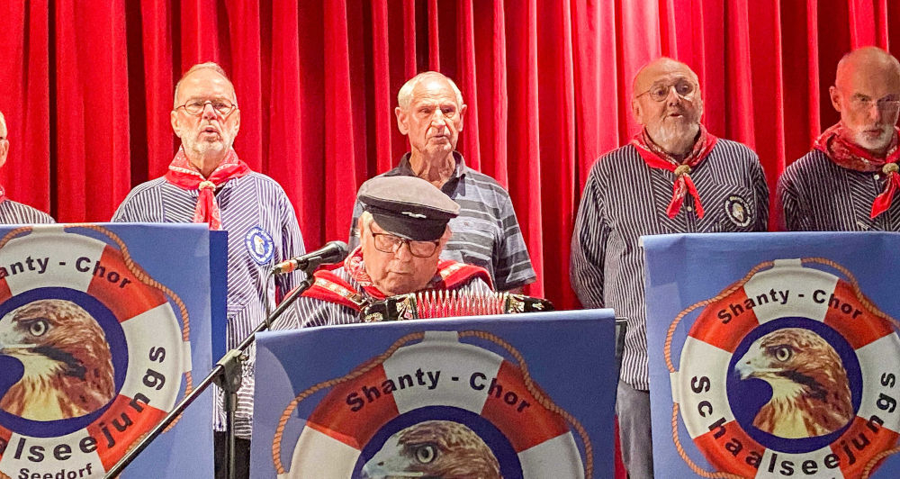 Maritimes Adventskonzert im AMEOS Senioren Wohnsitz Ratzeburg