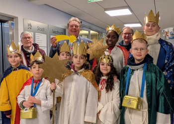 Sternsinger bringen Segen und setzen Zeichen für Kinderrechte