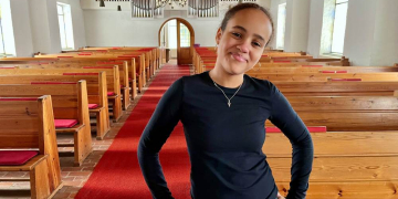 Junge Stimme aus der Kirchengemeinde: Ayomide Odunuga engagiert sich für Mölln