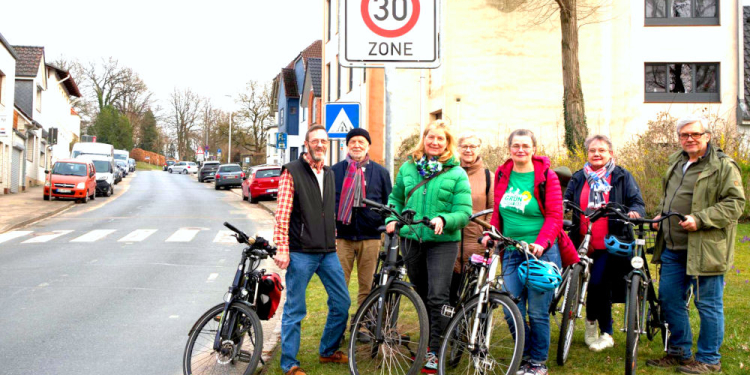 Tempo 30 im Gudower Weg: Mehr Sicherheit, weniger Lärm und klare Regeln für alle