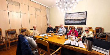 Ratzeburger Inklusionsbeirat berät über Barrierefreiheit und Eingliederungshilfe (vl.) Dr. Frank Baudach, Malte Friedrichsen, Leiter des Fachdienstes Eingliederungshilfe des Kreises Herzogtum Lauenburg, Torsten Egge, Silke Boldt, Ulrike Homa, Kirsten Vidal (vorne). Foto: Stadt Ratzeburg, hfr