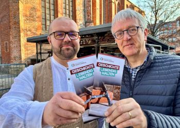 Neuer Flyer zum Jubiläum: So arbeitet die Kirchenbauhütte