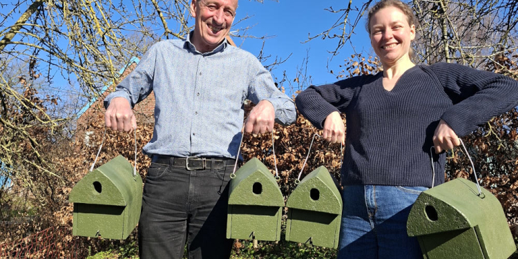 Für mehr Biodiversität im heimischen Garten – Kreis Herzogtum Lauenburg verschenkt Nistkästen