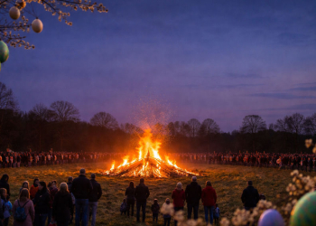 Traditionelles Osterfeuer der Freiwilligen Feuerwehr Schmilau