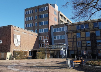 Hoher Sachschaden nach Brand eines Strohlagers