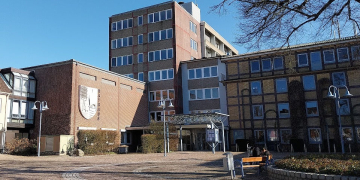 Hoher Sachschaden nach Brand eines Strohlagers