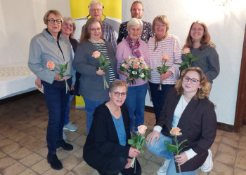 Vorstand der Schwarzenbeker Liedertafel hat sich verjüngt – Ute Peters für 65 Jahre Chorarbeit geehrt