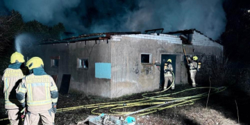 Löscharbeiten bei dem Feuer am 4. März in Mölln. Foto: hfr