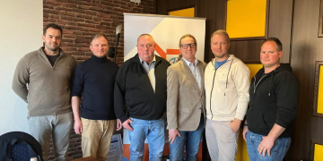 Neuer Vorstand auf der Innungsversammlung der Dachdecker-Innung Herzogtum Lauenburg und Stormarn gewählt