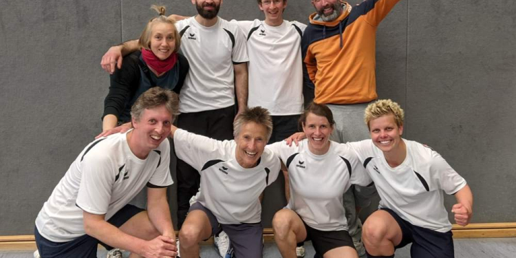 Volleyball: Lehrer als sportliche Vorbilder – Vizetitel für die LG