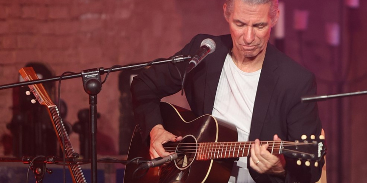 Folkclub-Konzert: Ralph Brauner spielt Eric Clapton