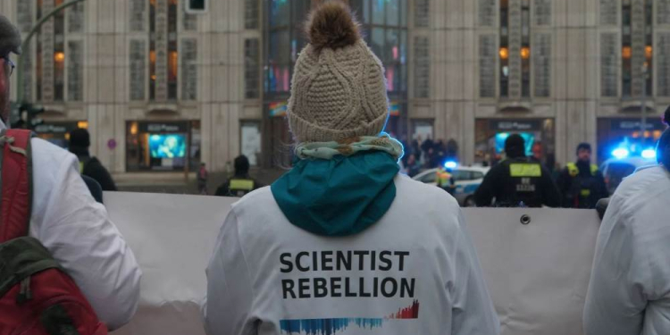 Dokumentation: ‚Das Gewicht der Welt‘
