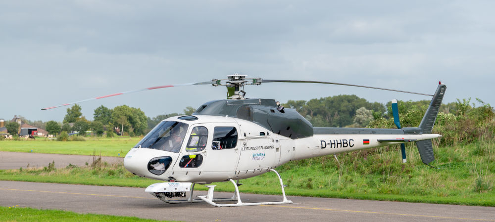 SH Netz inspiziert Hochspannungsleitungen landesweit per Hubschrauber mit Spezialsensorik
