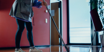 Für Anerkennung und gegen Altersarmut: Gebäudereiniger im Herzogtum Lauenburg erwarten einen „Respekt- und Lohn-Schub“