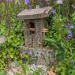 Bienen im Naturgarten – Verwilderter Garten auf dem Weg zum Wald