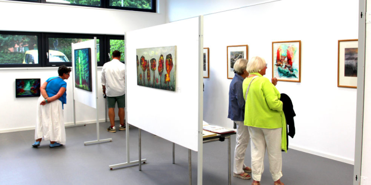 Eröffnung der 21. Ausgabe von „Dörfer zeigen Kunst“ in Pogeez