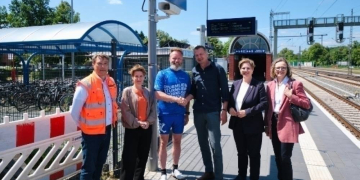 Fahrgäste profitieren von modernisierten Bahnstationen in Schwarzenbek, Müssen und Büchen