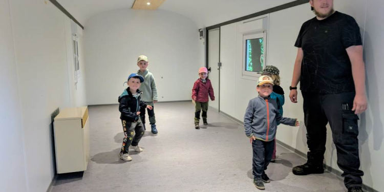 Neuer Bauwagen für die Waldgruppe des Familienzentrums Regenbogen ‚Die Trolle‘