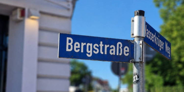 Fernwärmearbeiten starten: Bergstraße ab 17. August gesperrt