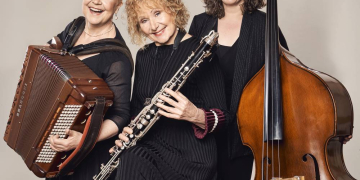 Klezmers Techter spielen traditionelle jüdische Melodien