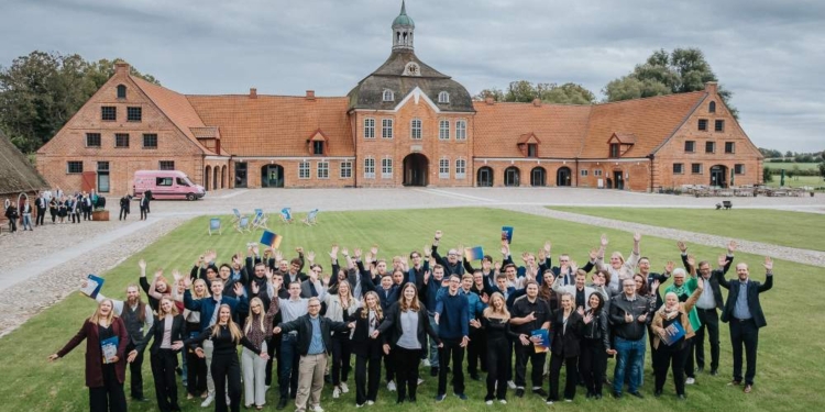 IHK zeichnet 68 Ausbildungsbeste aus dem Hansebelt aus 