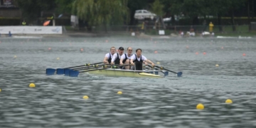Erfolgreiche Ratzeburger Ruderer in Slowenien. Im Boot sitzend als Schlagmann Christian Gerstner dahinter Martin Veit, Florian Mennigen und Nils Budde. Foto: hfr