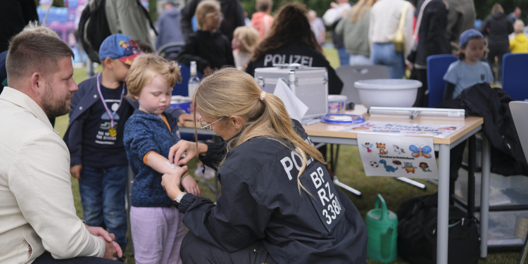 Rund 8.000 Besucher feiern 75 Jahre Bundespolizei in Ratzeburg