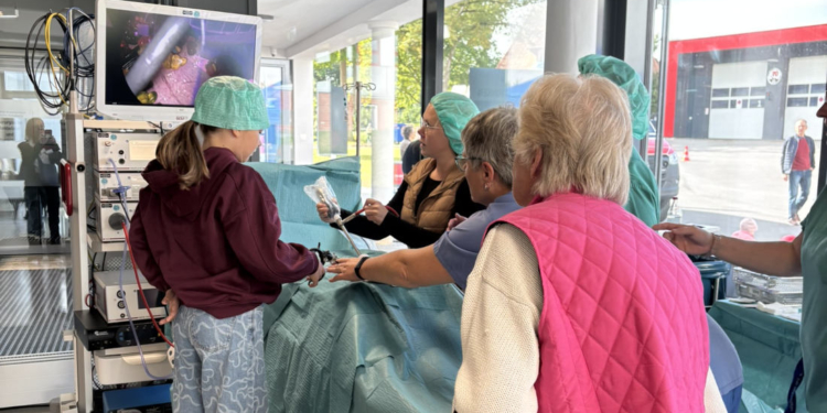 Großer Andrang beim Blick hinter die Klinikkulissen