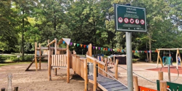 Mölln eröffnet ersten inklusiven Spielplatz im Kreis Herzogtum Lauenburg