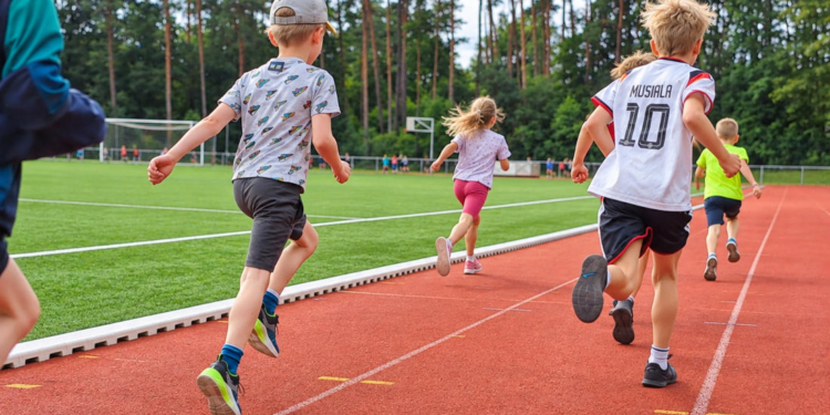 Waldschulkinder erlaufen 4.200 Euro für Kinder in Geesthacht
