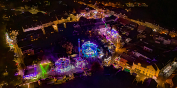 Der Möllner Herbstmarkt von oben. Foto: Jens Butz